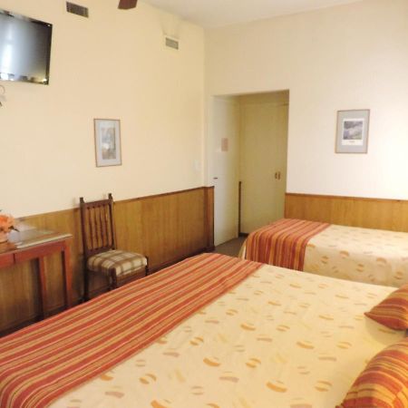 Hotel Galicia Trelew Extérieur photo