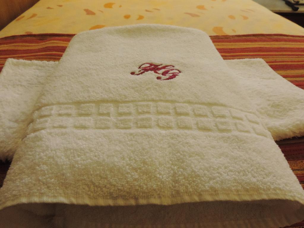 Hotel Galicia Trelew Chambre photo