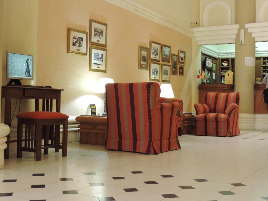 Hotel Galicia Trelew Extérieur photo