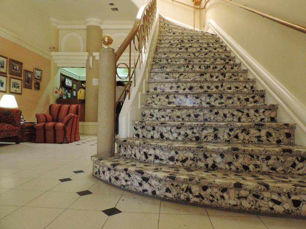 Hotel Galicia Trelew Extérieur photo