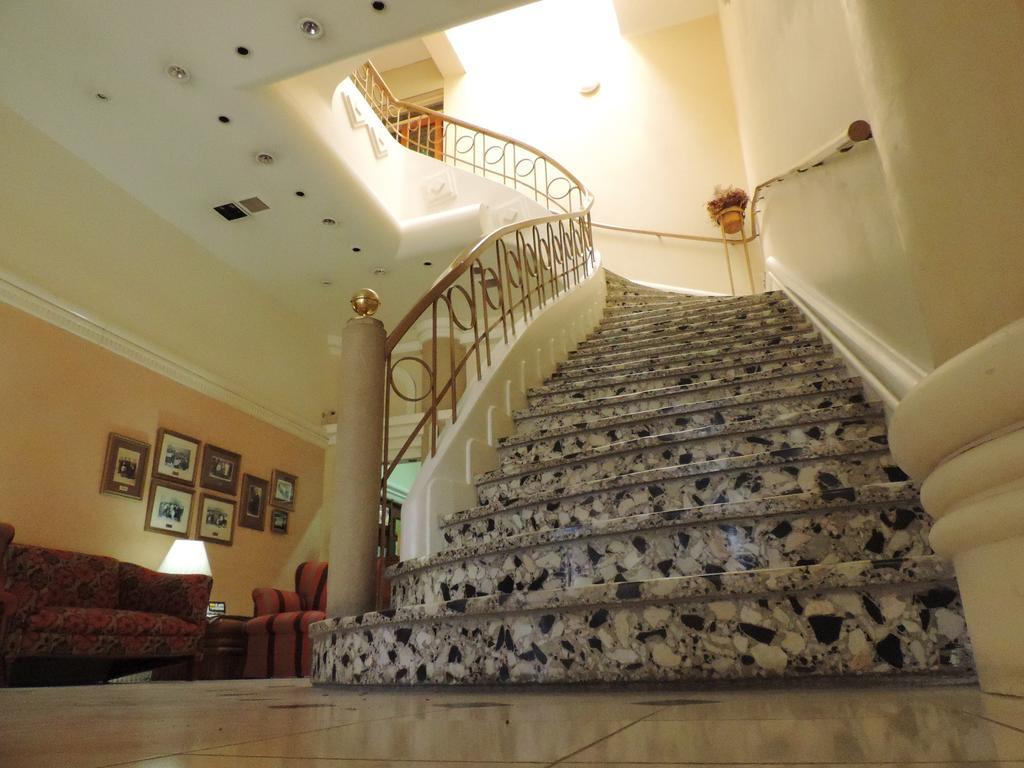 Hotel Galicia Trelew Extérieur photo