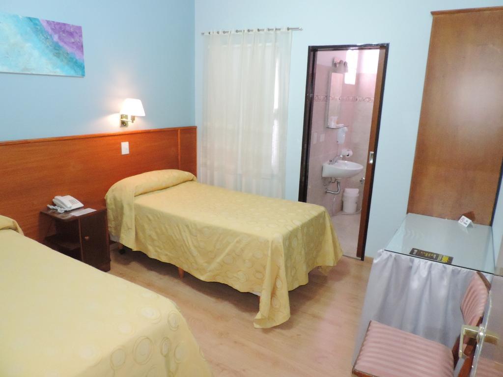 Hotel Galicia Trelew Extérieur photo